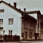 Janostik 3*