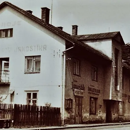Janoštík 3*